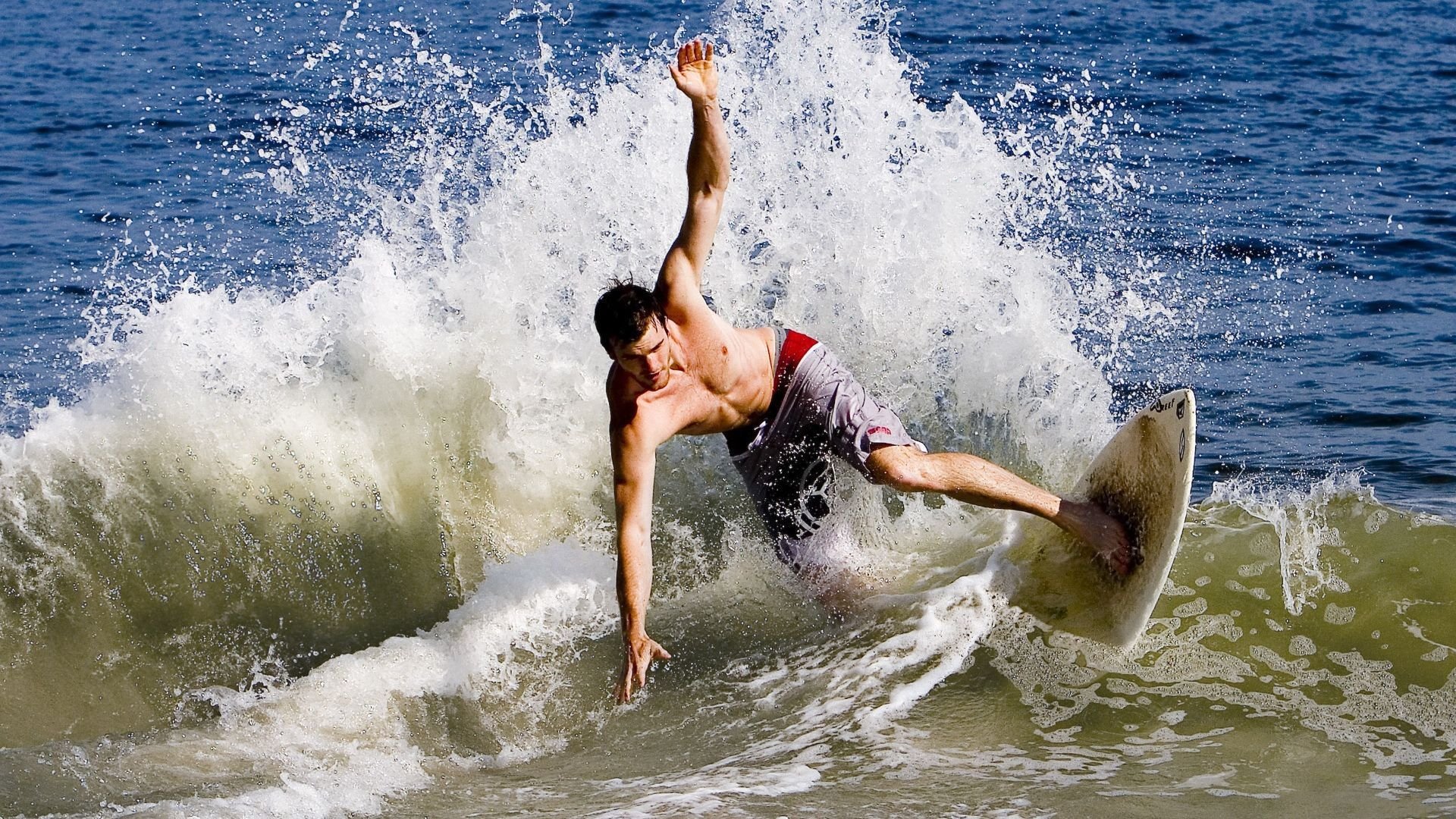 瑞·弗兰：全黑队进攻的“破局者”，突破后的进攻总能撕开对方防线